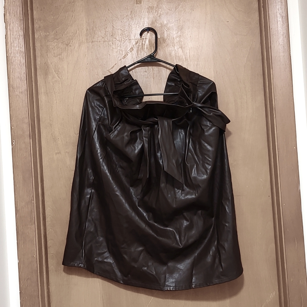 Leather midi time and Tru skirt